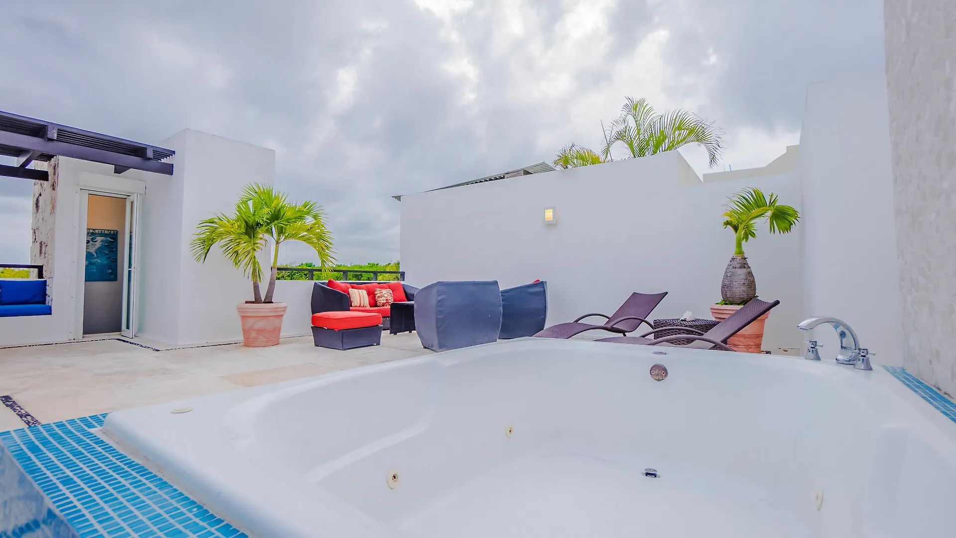 Meridian Downtown Apartments Playa del Carmen