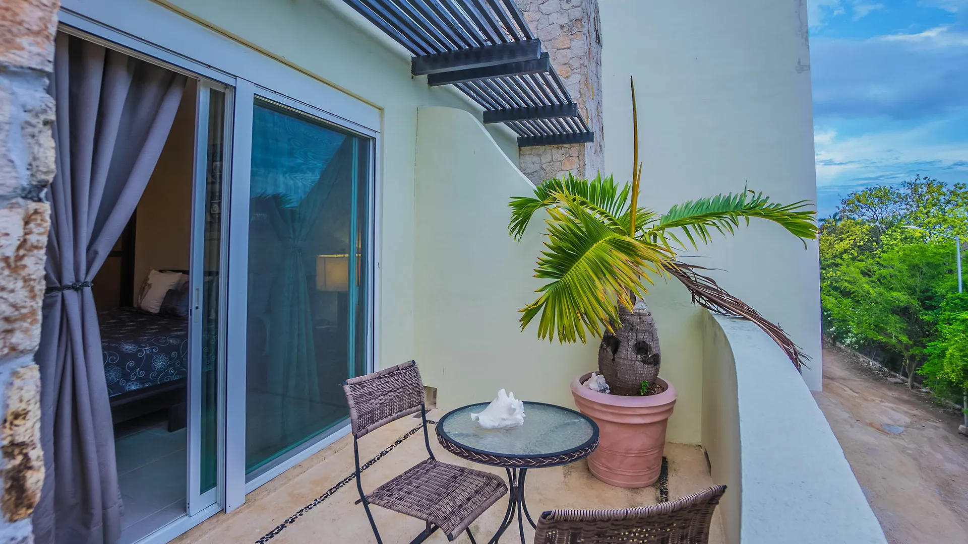 Meridian Downtown Apartments Playa del Carmen Mexikó