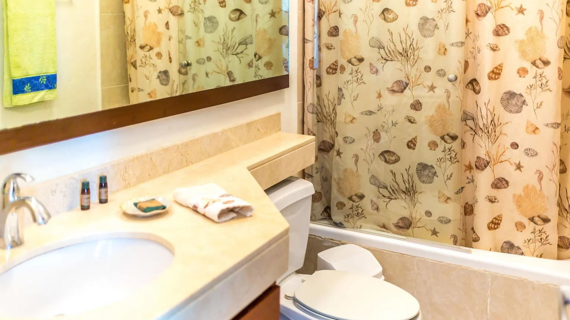 Meridian Downtown Apartments Playa del Carmen Mexico
