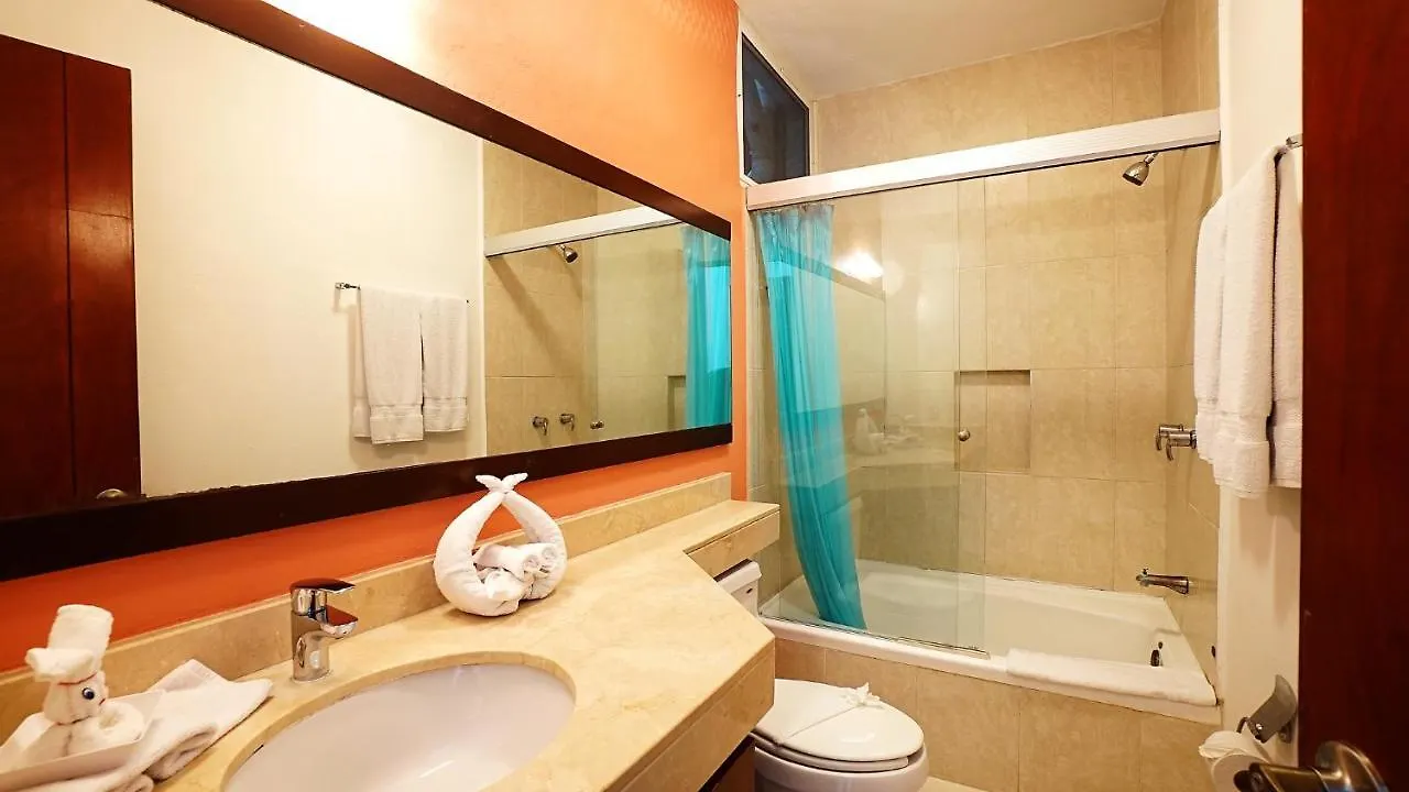Meridian Downtown Apartments Playa del Carmen